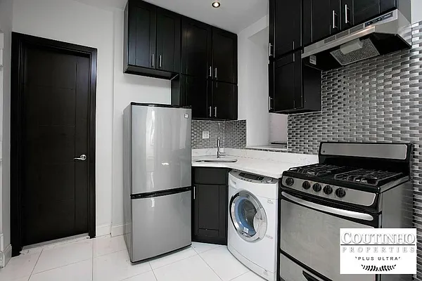 Rented by Charles Coutinho LLC | media 34