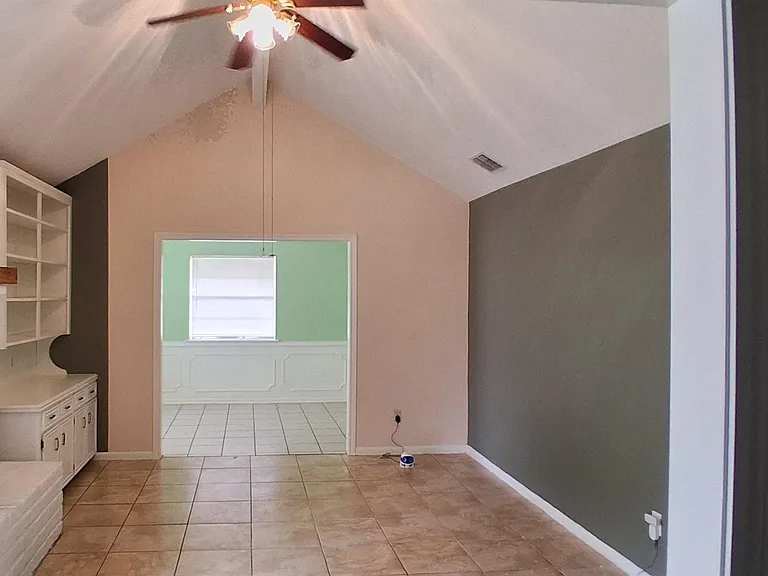 4315 Baneway Dr — Photo 6