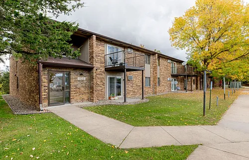 Clearwater River Apartments Photo 1