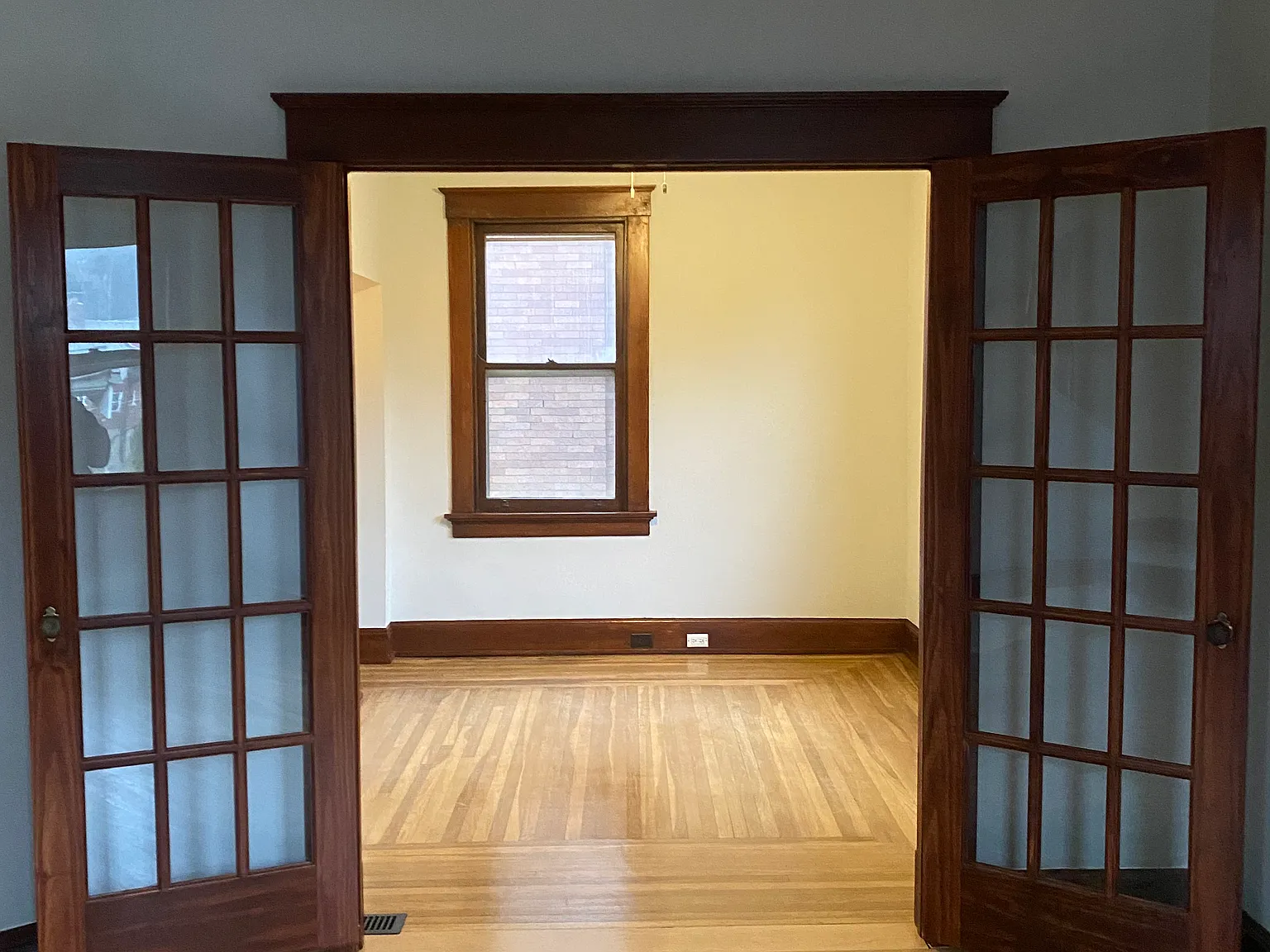 1621 S Argyle Pl — Photo 4