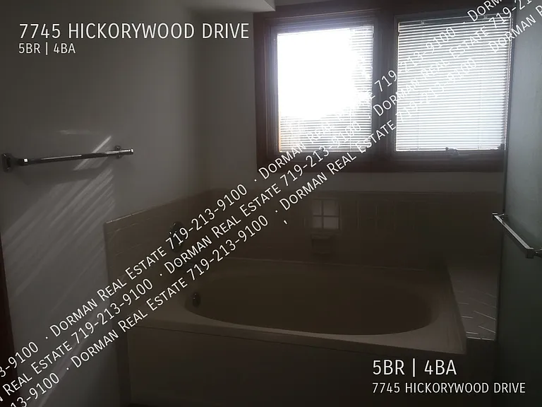 7745 Hickorywood Dr — Photo 22