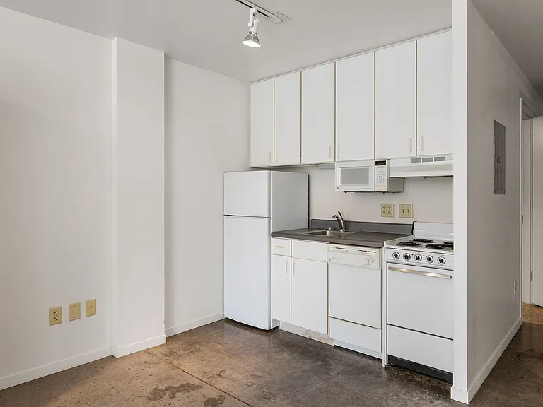 Vogel House Apartments — Photo 13