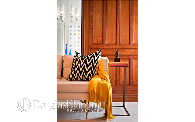 Sold by Douglas Elliman | media 19