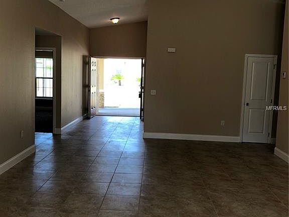 3rd image of 505 Delido Way