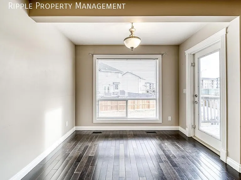 413 Bayside Pl SW — Photo 7