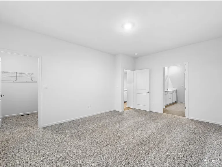 301 Westminster Ct — Photo 19