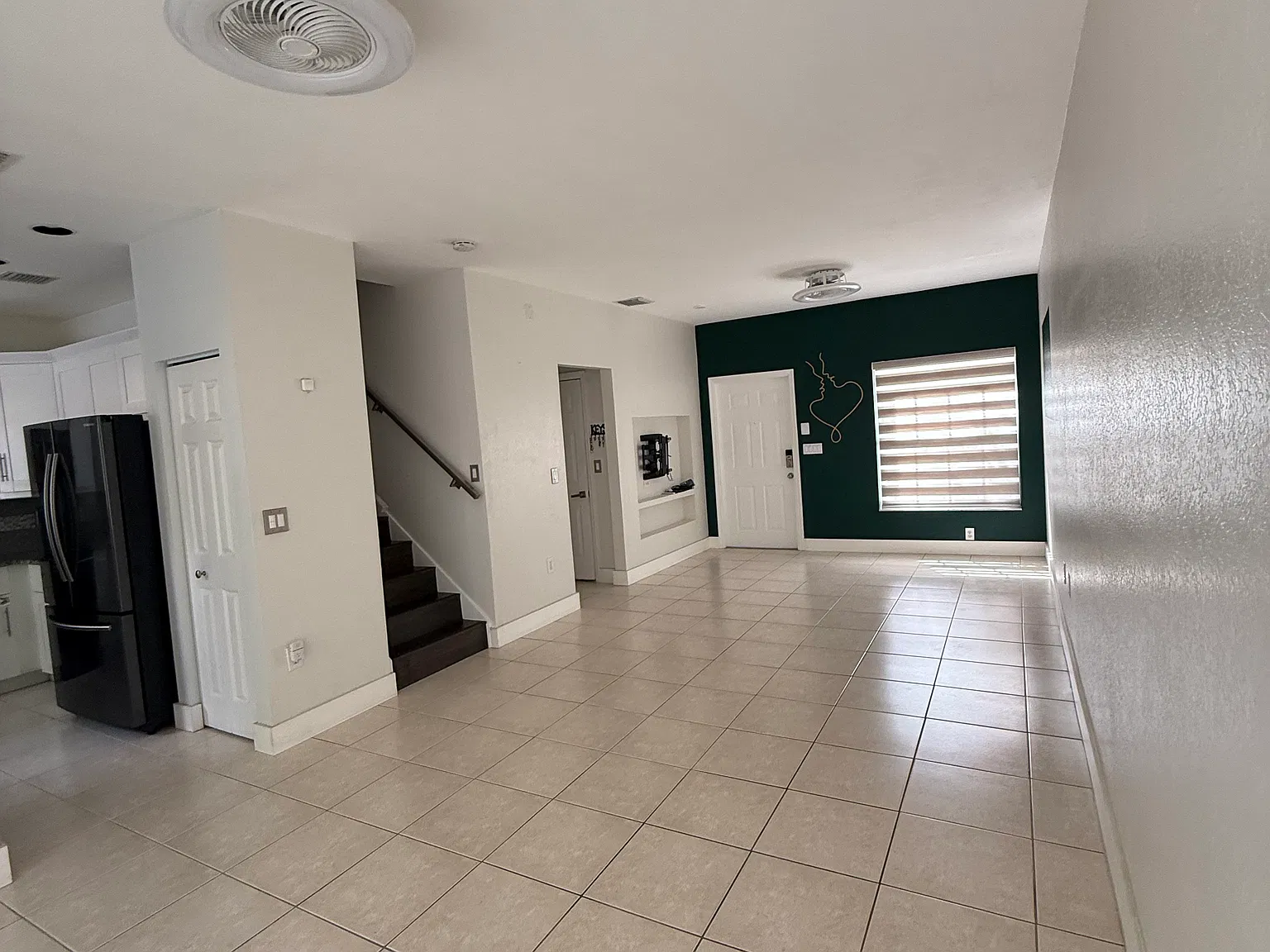 3 bed, 2.5 bath, 1398 sqft, $3,495 — Photo 4
