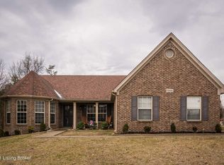 10500 Providence Dr, Louisville, KY 40291