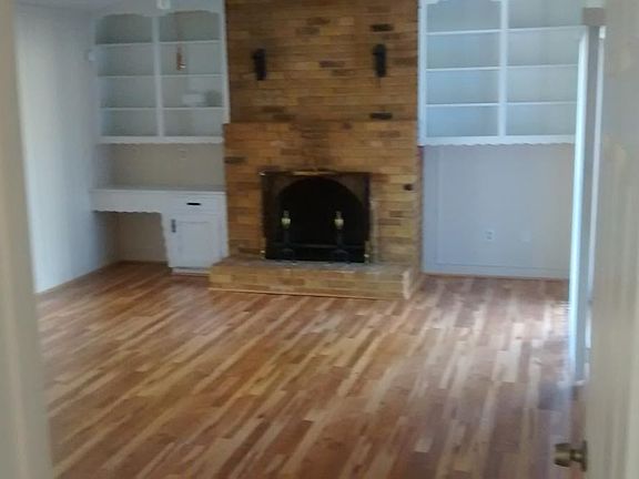 4th image of 5811 Hillcroft St