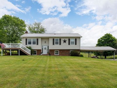 5748 Borden Grant Trl, Raphine, VA, 24472
