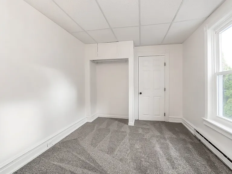 716 W Cedar St — Photo 22