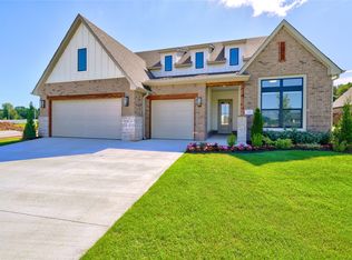 1717 N 72nd St, Broken Arrow, OK 74014