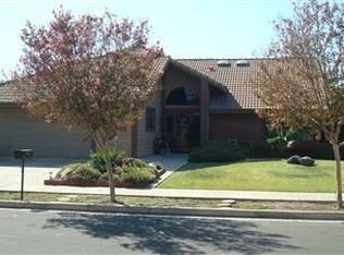 2356 N Aspen St, Hanford, CA 93230