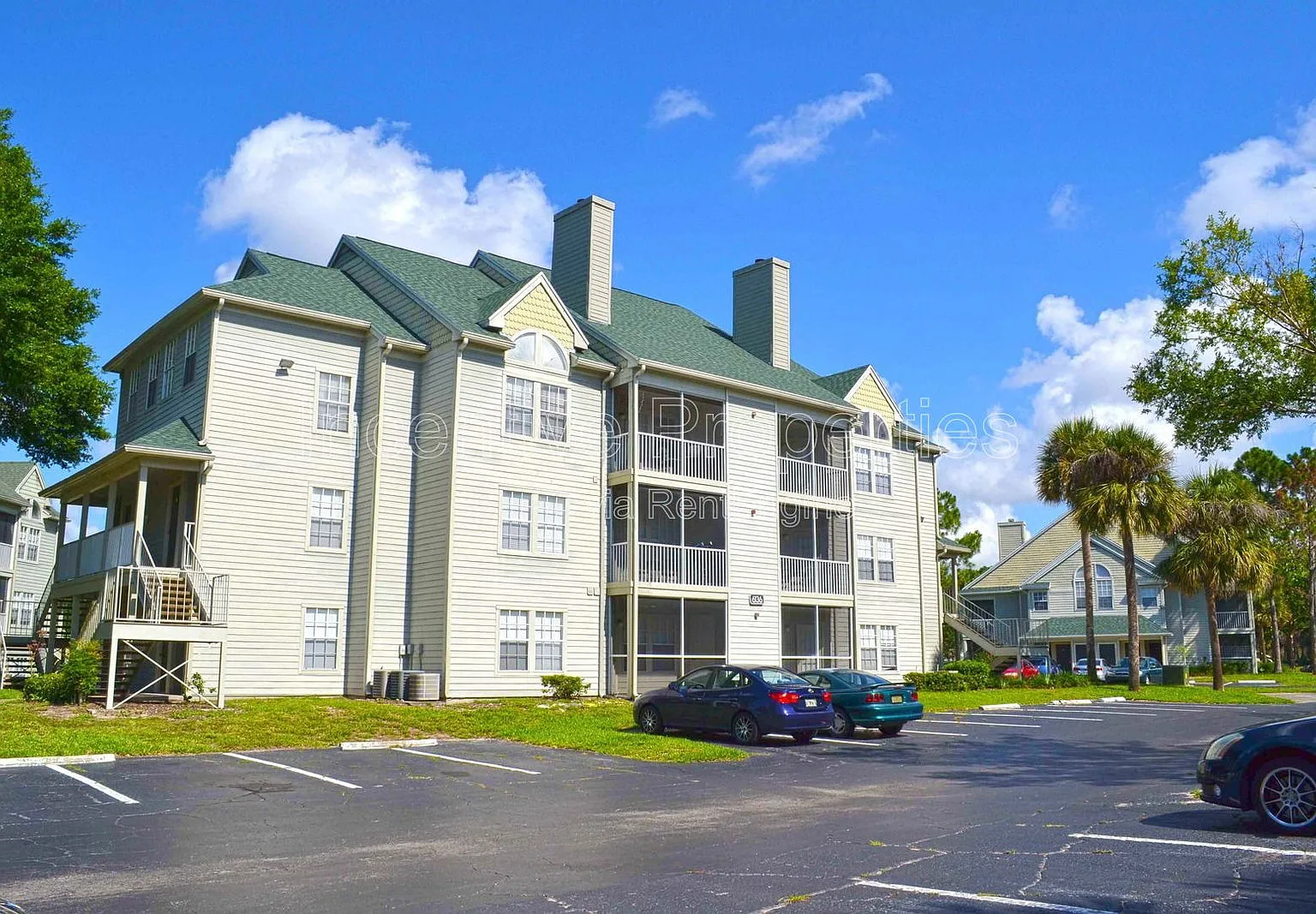 1 bed, 1.0 bath, 686 sqft, $1,275 — Photo 1