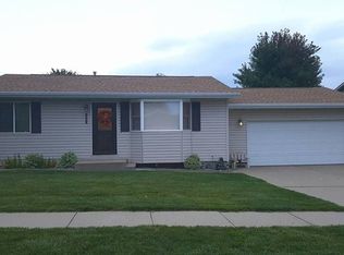 3012 Francis St, Yankton, SD 57078