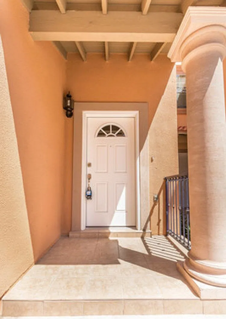 Spacious 3 bedroom, 2.5 Bath Condo in East El Paso!! — Photo 2