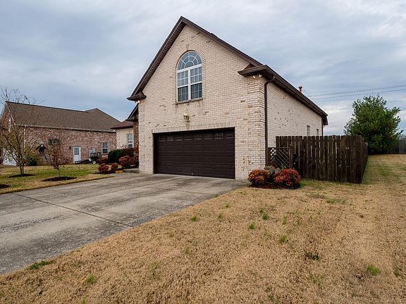 4th image of 1223 Bothwell Pl