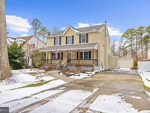 3rd image of 616 Buckingham Dr