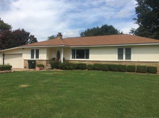 3202 E Harris Rd, Muskogee, OK 74403