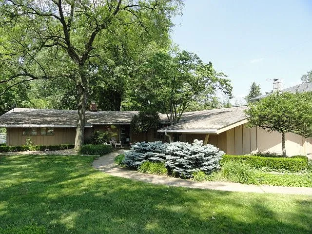 23605 Letchworth Rd photo 1