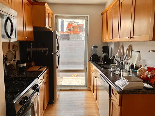 Rented by Compass | media 26