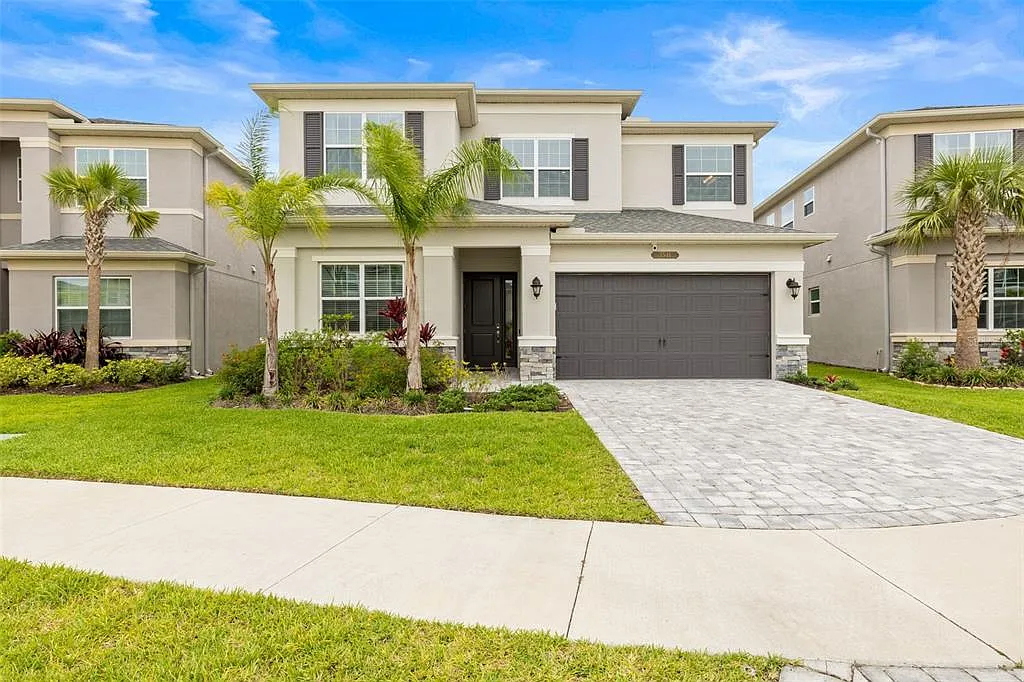 5 bed, 4.0 bath, 2961 sqft, $4,000 — Photo 1