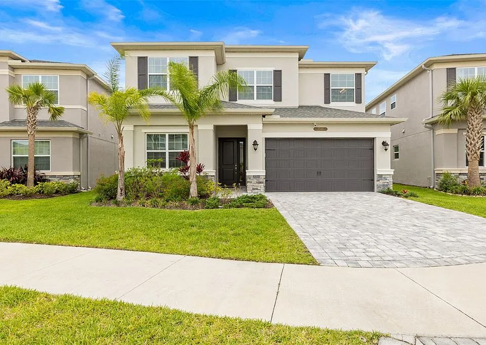 3541 Great Banyan Way
