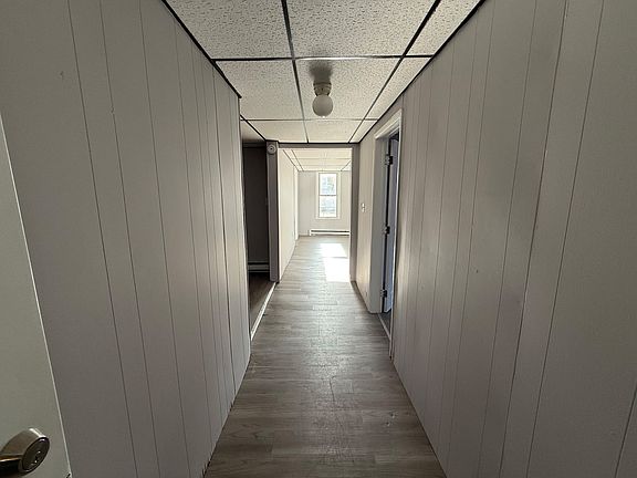 5th image of 5 N Market St #5