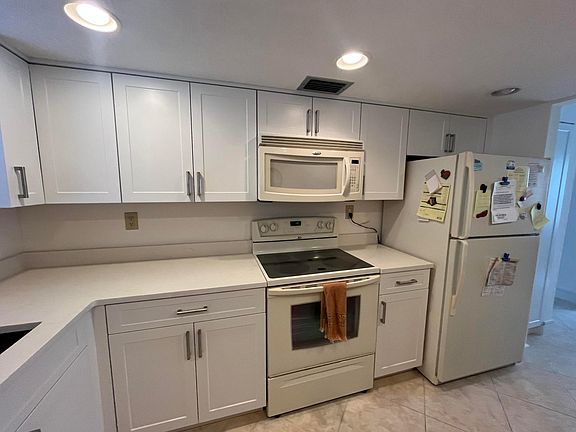 4th image of 540 Piedmont L