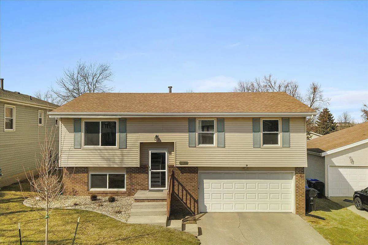 1508 N Hershey Rd photo 1