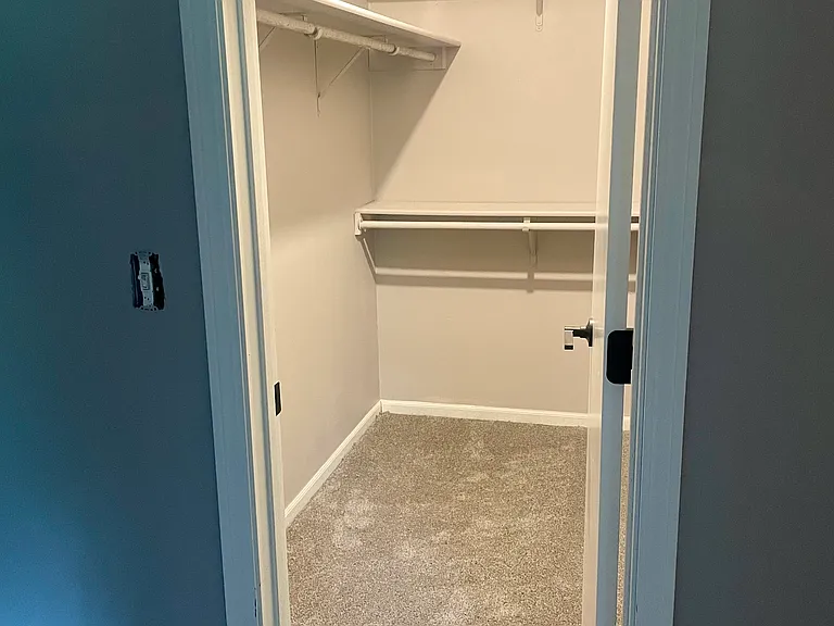 5155 Seaton Hall Dr #4 — Photo 9