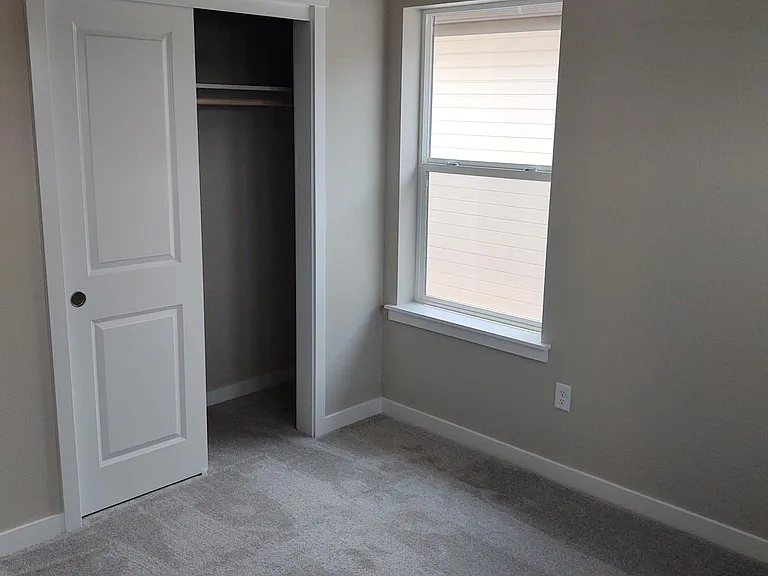 5992 S Carlburg Ave — Photo 30