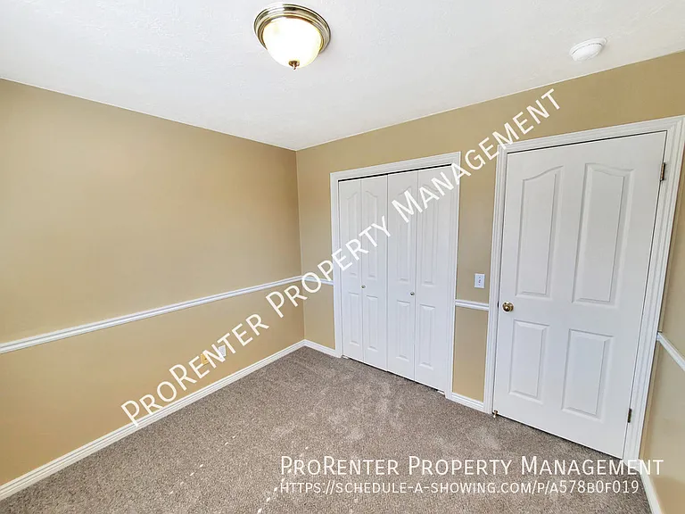 1488 Earl Cir — Photo 17