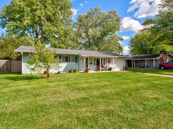 881 Westbrook Dr, Mooresville, IN 46158
