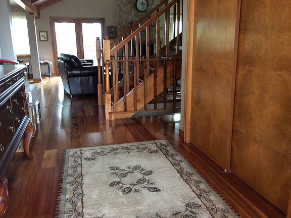 Entry to Living Room