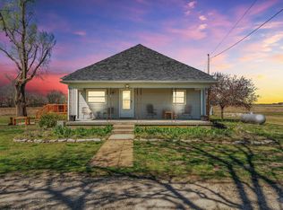 4045 NW Davis Rd, Rossville, KS 66533