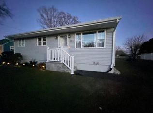 356 Raymond St, New Bedford, MA 02745