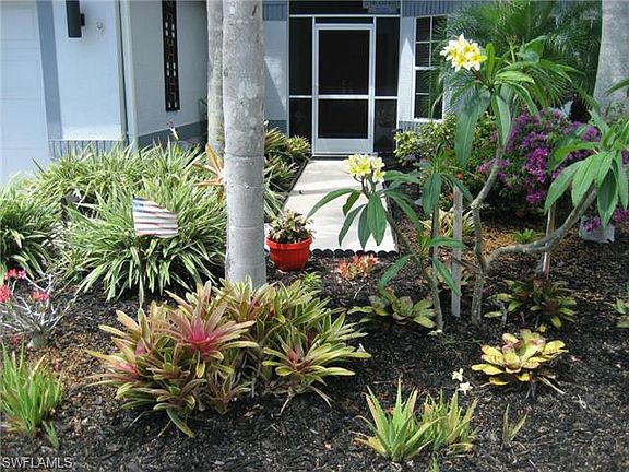 3rd image of 8196 Breton Cir