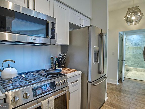 2nd image of 1000 New Jersey Ave SE APT 1029