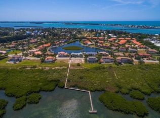 12421 Baypointe Ter, Cortez, FL 34215