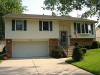 1st image of 614 Oriole Dr