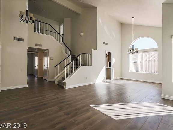 5th image of 1325 Grey Hunter Dr
