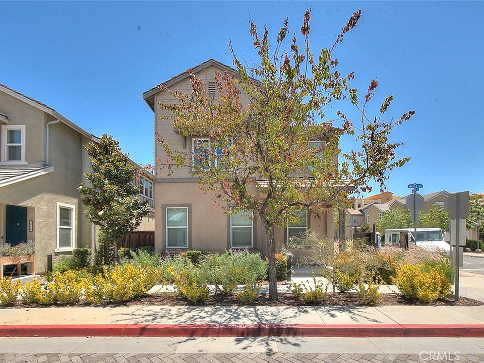 1st image of 8836 Banyan Ave