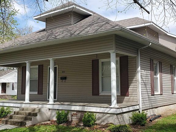 2nd image of 800 S Granger St
