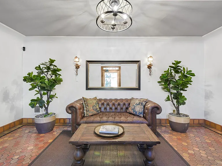 Glen Eden LLC — Photo 38