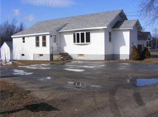 1517 Hotel Rd, Auburn, ME 04210