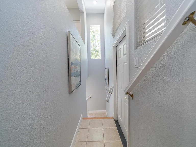 117 Serenity Pl — Photo 10