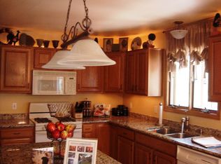 12220 36th Ave, Pleasant Prairie, WI 53158