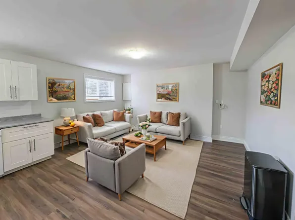 62 Adel Dr #2, Saint Catharines, ON L2M 7E6