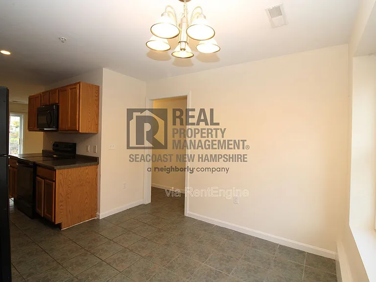 4 Waverly Dr — Photo 4